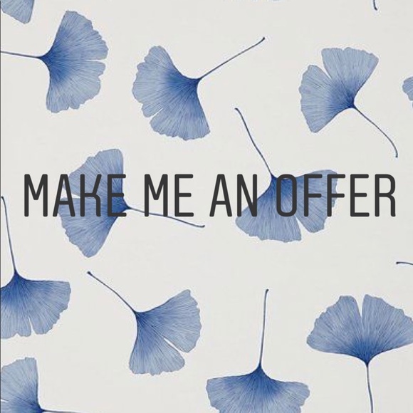 Make me an offer or bundle for a discount 🖤 - Picture 1 of 1